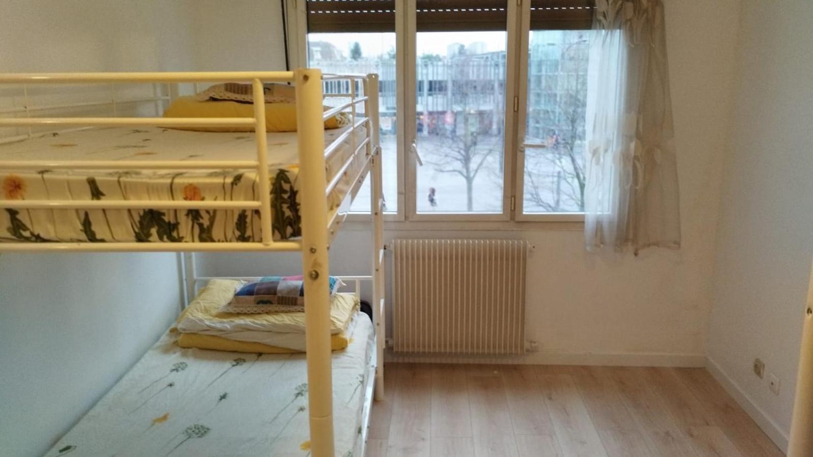 Tony House Vandrerhjem Bondy Eksteriør bilde